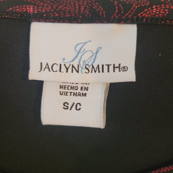Jaclyn Smith Metallic Round Neck Burgundy Short Sleeve Top. Size S/C - Picture 7 of 8
